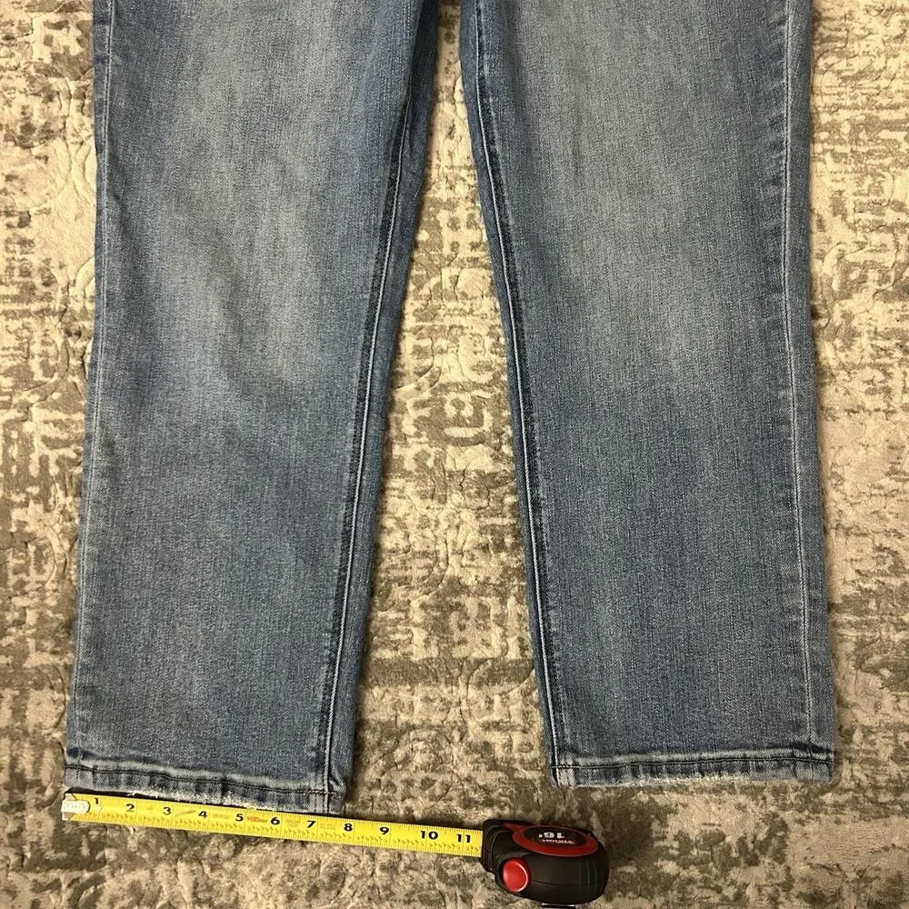 Mica Denim STYLE # MDE-D221 CUT # 90769 RN # 127794 Women’s Size 32 - Picture 11 of 12